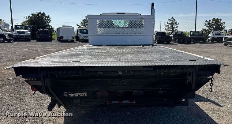 image for item DY0024 2012 Ford F650 Super Duty flatbed truck