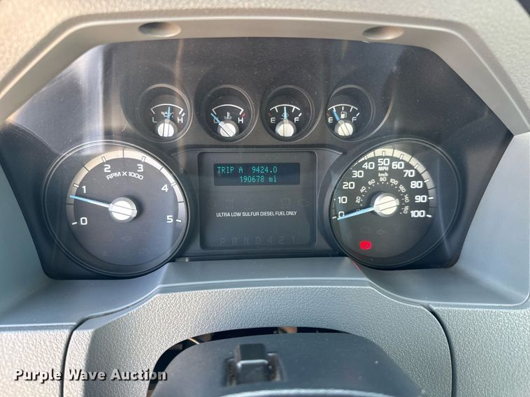 image for item DY0024 2012 Ford F650 Super Duty flatbed truck