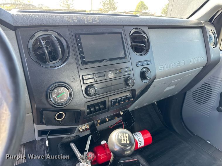 image for item DY0024 2012 Ford F650 Super Duty flatbed truck