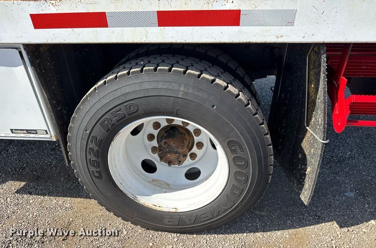 image for item DY0024 2012 Ford F650 Super Duty flatbed truck