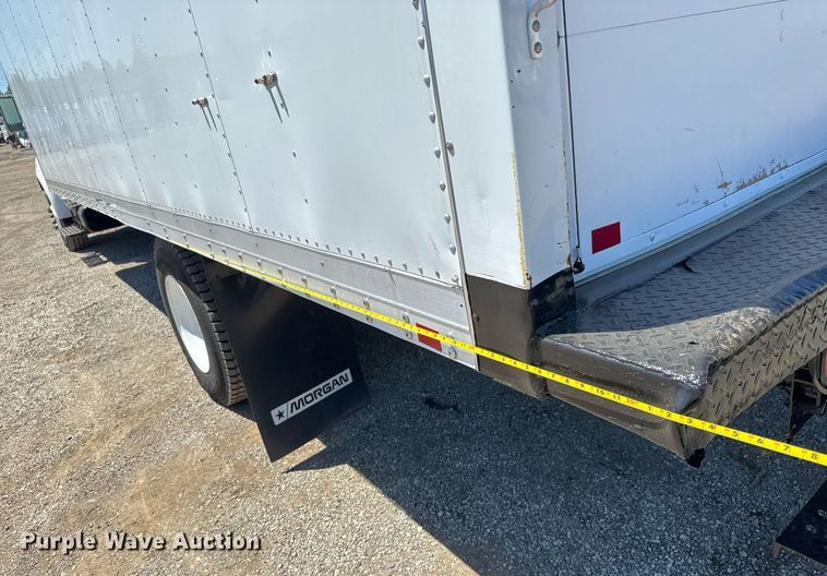 image for item DY0032 2010 Ford F650 Super Duty box truck