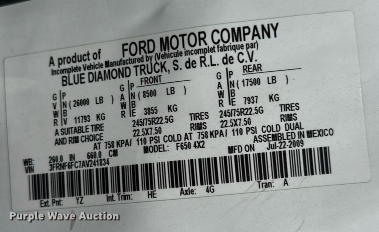 image for item DY0032 2010 Ford F650 Super Duty box truck