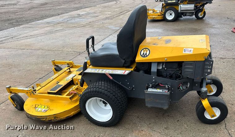 image for item DY0067 2022 Walker MB27I-16 ZTR lawn mower