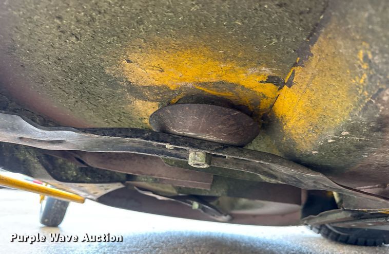 image for item DY0068 2017 Walker MT23-11 ZTR lawn mower