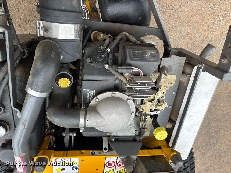 image for item DY0068 2017 Walker MT23-11 ZTR lawn mower