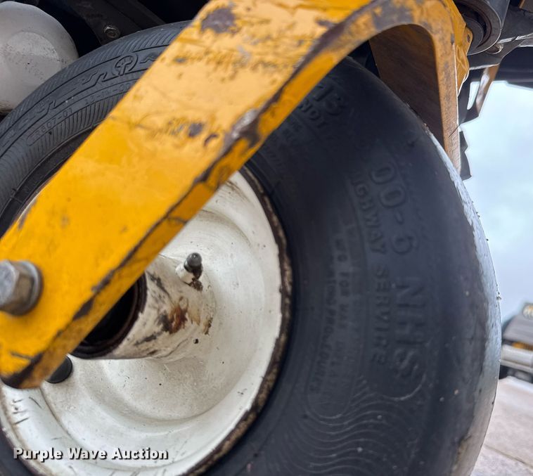 image for item DY0068 2017 Walker MT23-11 ZTR lawn mower