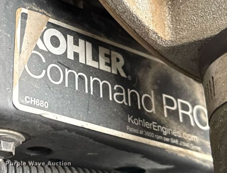 image for item DY0069 2006 Walker MTGHS ZTR lawn mower