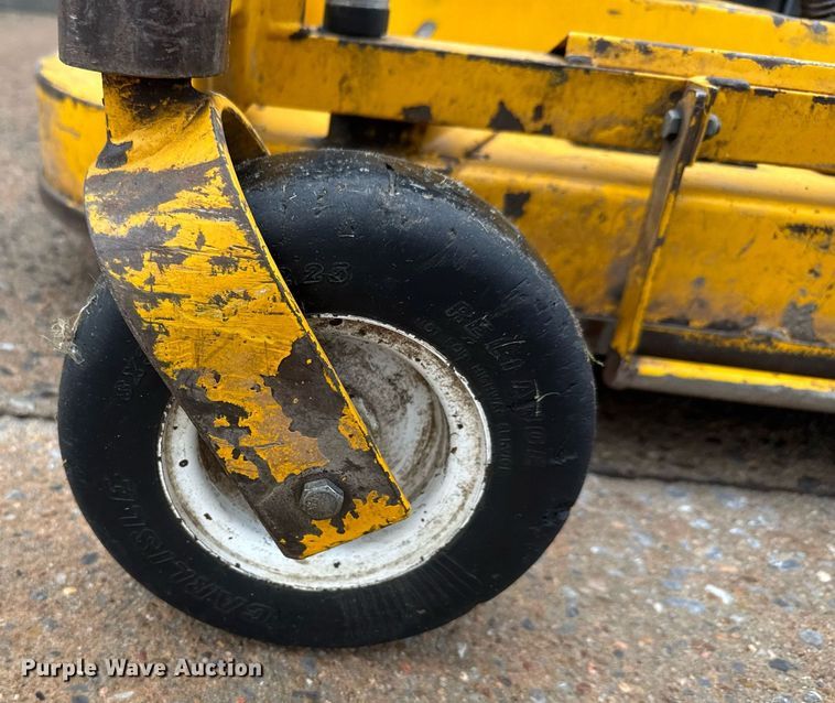 image for item DY0069 2006 Walker MTGHS ZTR lawn mower