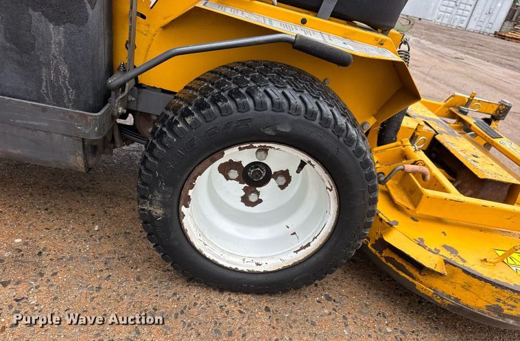 image for item DY0069 2006 Walker MTGHS ZTR lawn mower