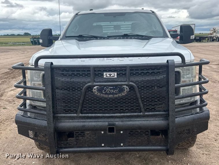 image for item DY0074 2017 Ford F250 Super Duty XL Crew Cab utility bed pickup truck