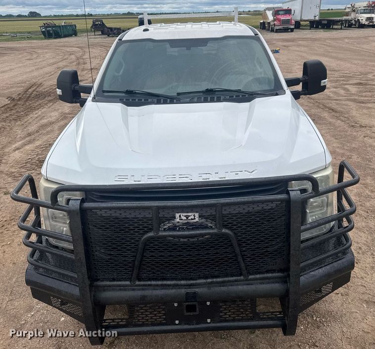 image for item DY0074 2017 Ford F250 Super Duty XL Crew Cab utility bed pickup truck