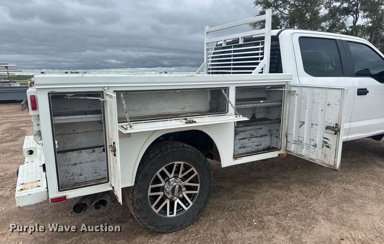 image for item DY0074 2017 Ford F250 Super Duty XL Crew Cab utility bed pickup truck