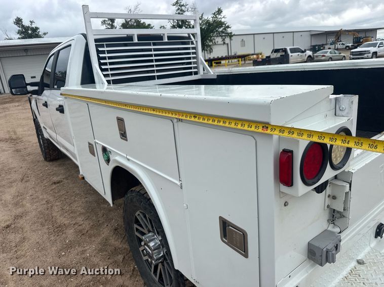 image for item DY0074 2017 Ford F250 Super Duty XL Crew Cab utility bed pickup truck