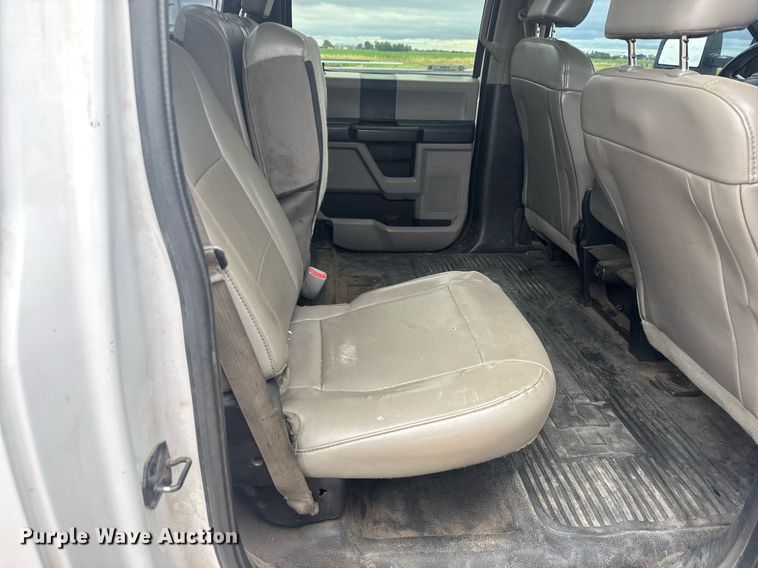 image for item DY0074 2017 Ford F250 Super Duty XL Crew Cab utility bed pickup truck