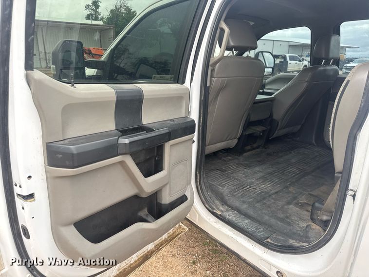 image for item DY0074 2017 Ford F250 Super Duty XL Crew Cab utility bed pickup truck