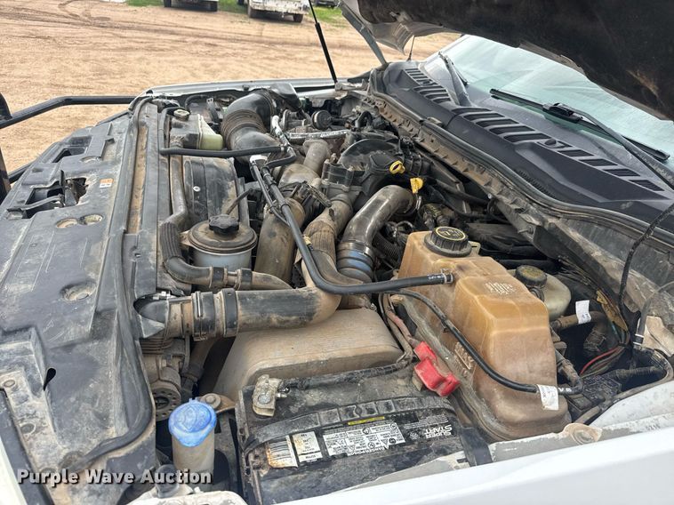 image for item DY0074 2017 Ford F250 Super Duty XL Crew Cab utility bed pickup truck