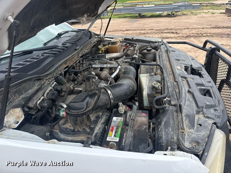 image for item DY0074 2017 Ford F250 Super Duty XL Crew Cab utility bed pickup truck