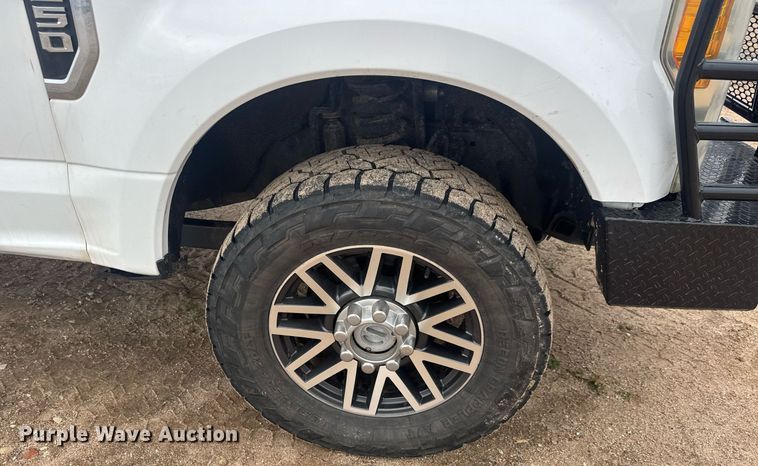 image for item DY0074 2017 Ford F250 Super Duty XL Crew Cab utility bed pickup truck