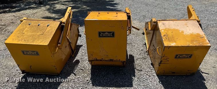 image for item DY0141 (3) Excel grass catchers