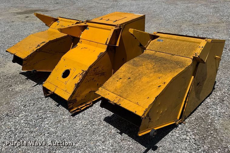 image for item DY0141 (3) Excel grass catchers