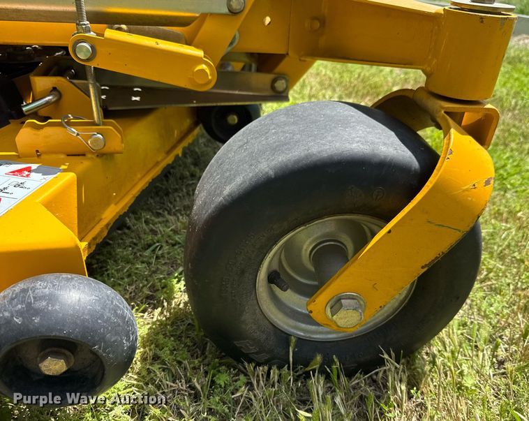 image for item DY0144 2016 Hustler Raptor SD ZTR lawn mower