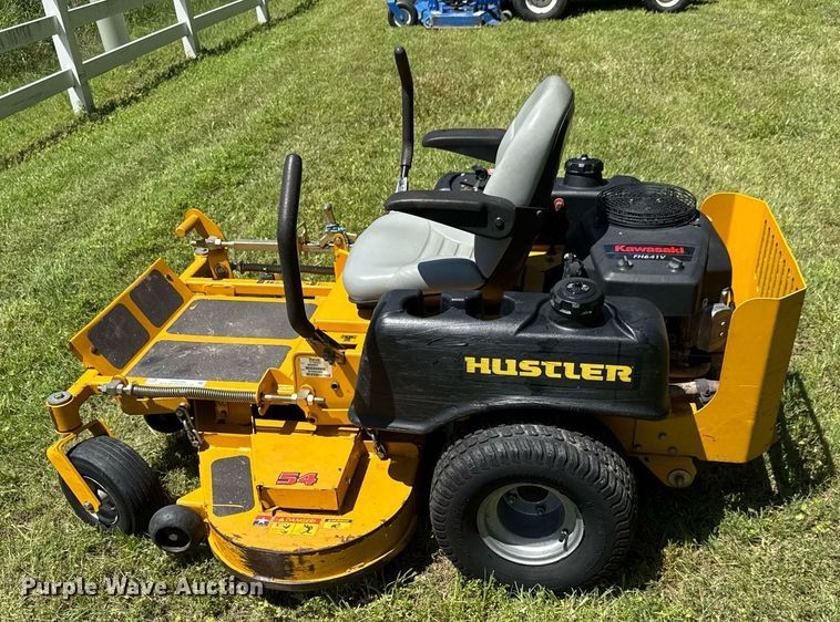 image for item DY0145 2007 Hustler Fastrak ZTR lawn mower