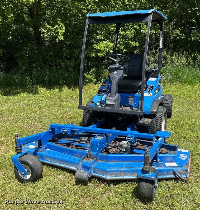 image for item DY0146 2002 New Holland MC35 lawn mower