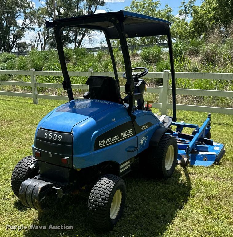 image for item DY0146 2002 New Holland MC35 lawn mower