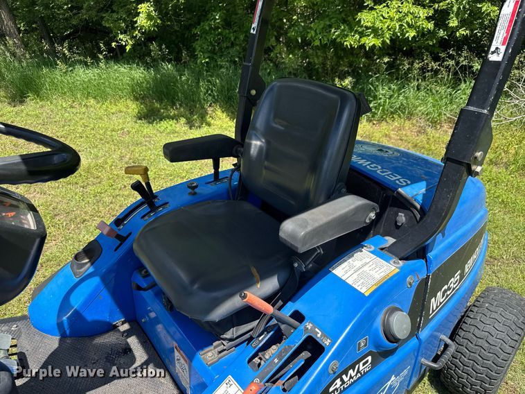image for item DY0146 2002 New Holland MC35 lawn mower