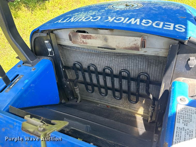 image for item DY0146 2002 New Holland MC35 lawn mower