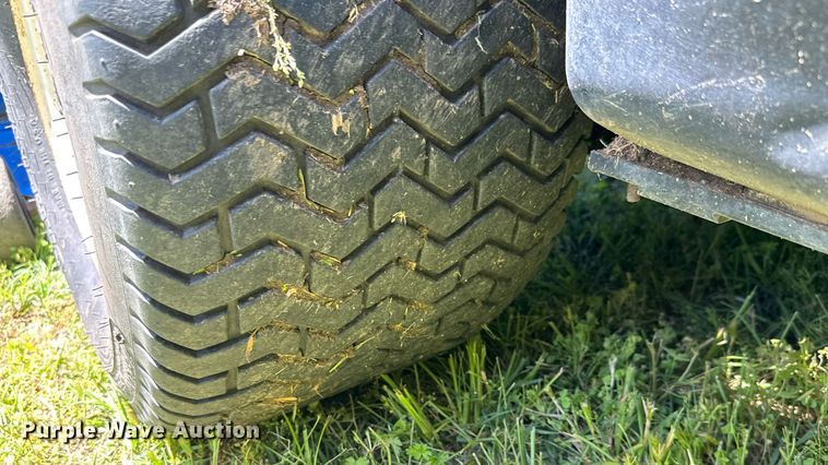 image for item DY0146 2002 New Holland MC35 lawn mower