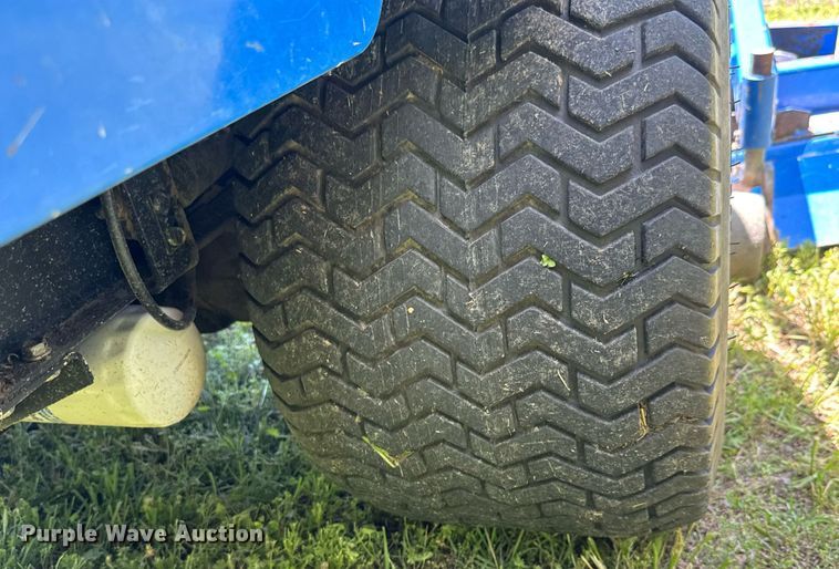 image for item DY0146 2002 New Holland MC35 lawn mower