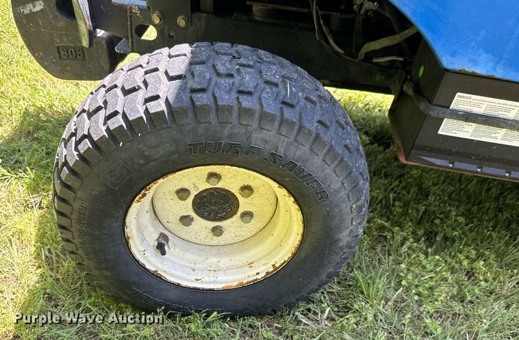 image for item DY0146 2002 New Holland MC35 lawn mower