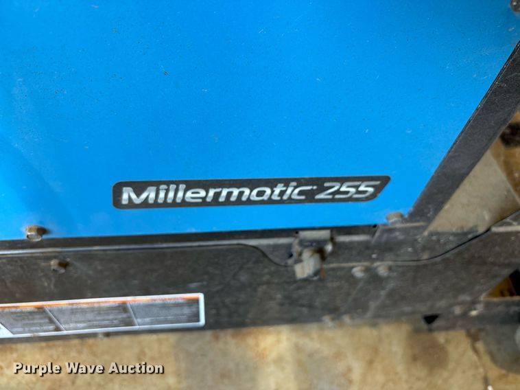 image for item DY0470 Miller Millermatic 255 welder