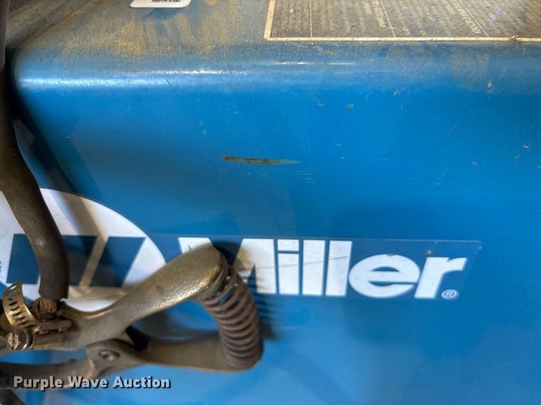 image for item DY0470 Miller Millermatic 255 welder
