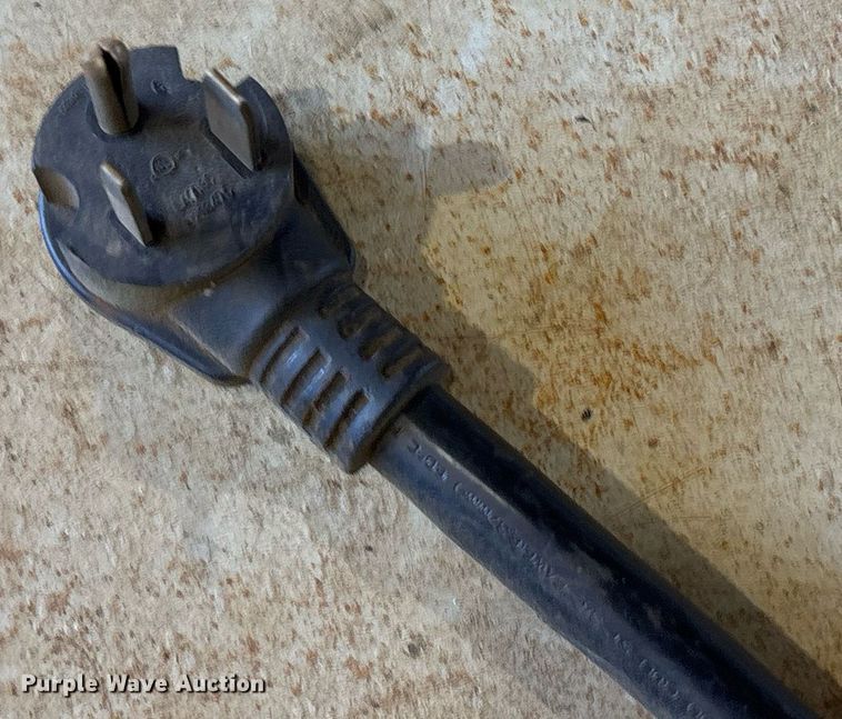 image for item DY0470 Miller Millermatic 255 welder