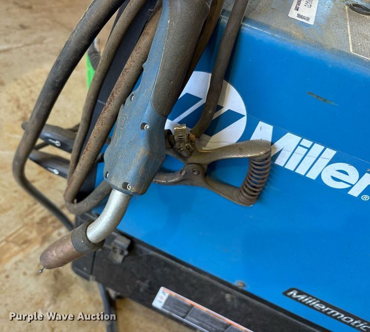image for item DY0470 Miller Millermatic 255 welder