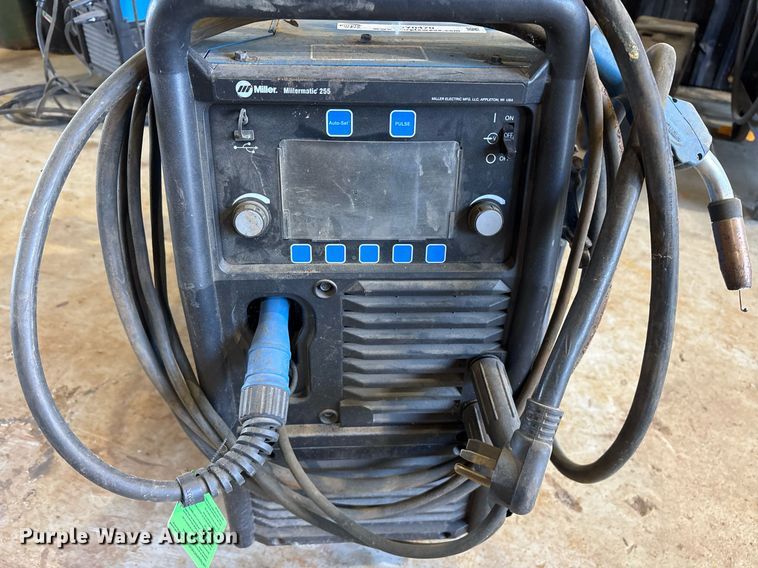image for item DY0470 Miller Millermatic 255 welder