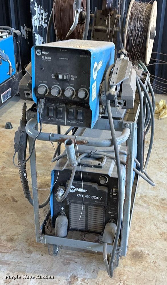 image for item DY0471 Miller XMT 450 welder