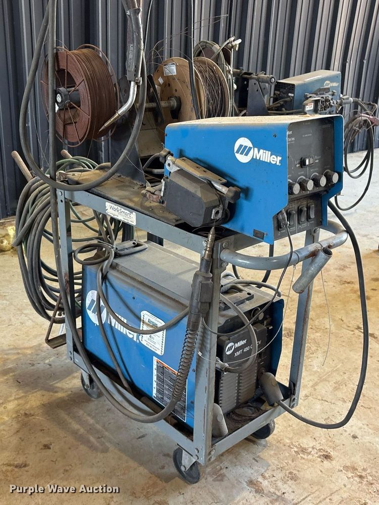 image for item DY0471 Miller XMT 450 welder