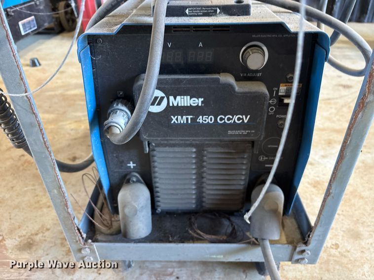 image for item DY0471 Miller XMT 450 welder