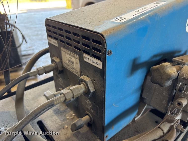image for item DY0471 Miller XMT 450 welder