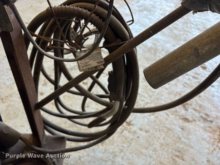 image for item DY0472 Miller XMT 450 welder