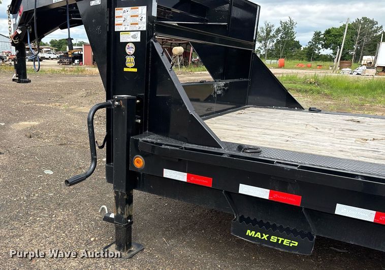 image for item DY0519 2024 Load Trail TRA/REM Gooseneck Carhauler equipment trailer