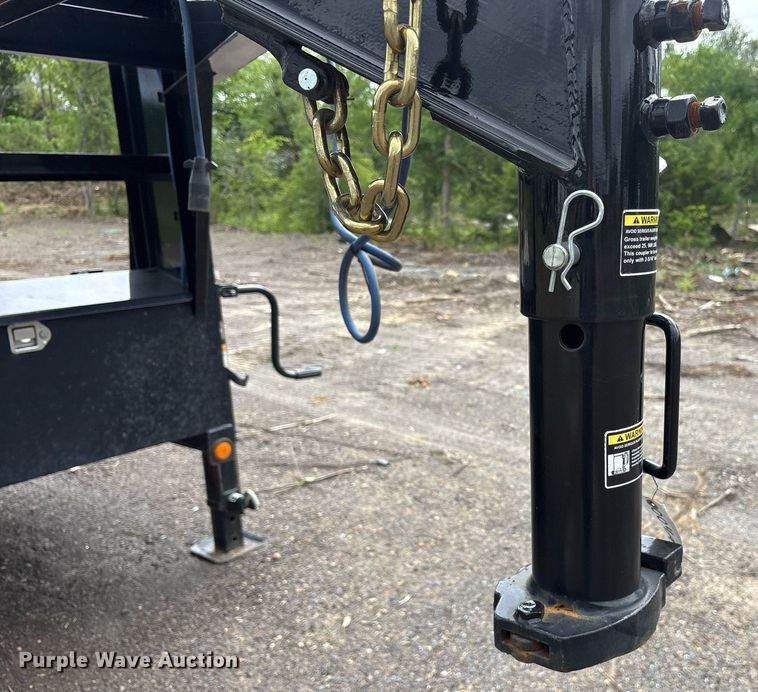 image for item DY0519 2024 Load Trail TRA/REM Gooseneck Carhauler equipment trailer