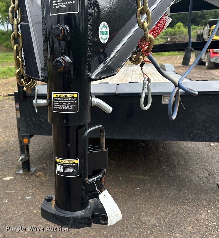 image for item DY0519 2024 Load Trail TRA/REM Gooseneck Carhauler equipment trailer