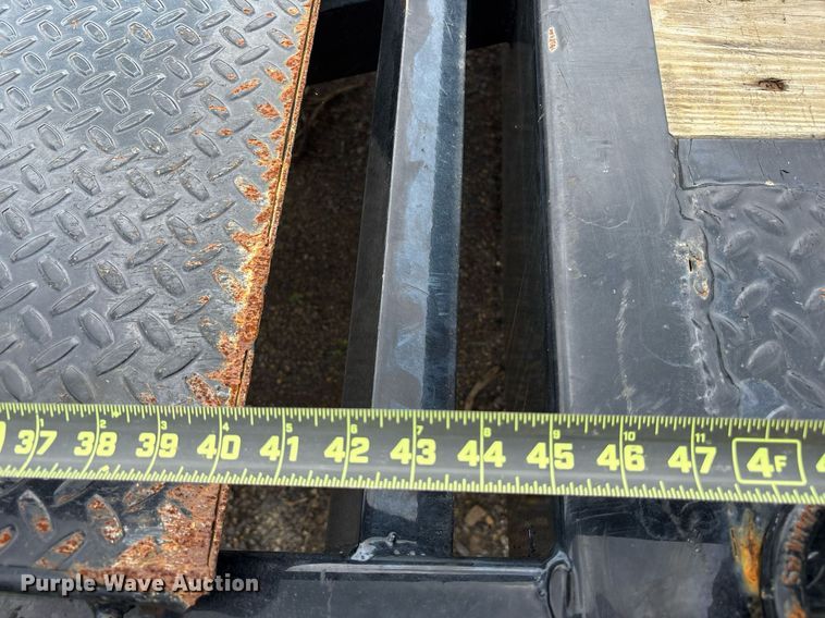 image for item DY0519 2024 Load Trail TRA/REM Gooseneck Carhauler equipment trailer