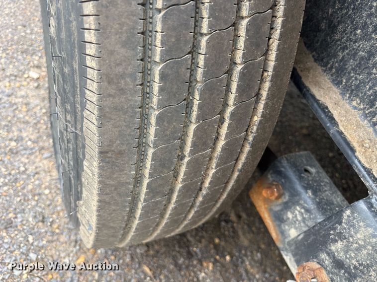 image for item DY0519 2024 Load Trail TRA/REM Gooseneck Carhauler equipment trailer