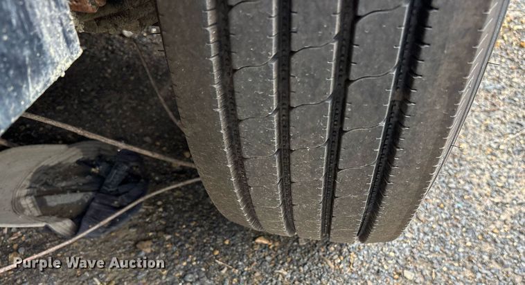 image for item DY0519 2024 Load Trail TRA/REM Gooseneck Carhauler equipment trailer