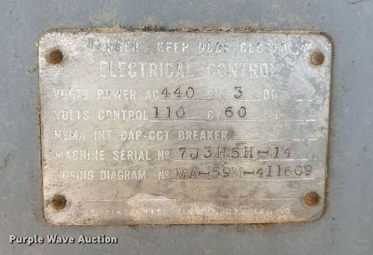 image for item DY0521 Cincinnati milling machine